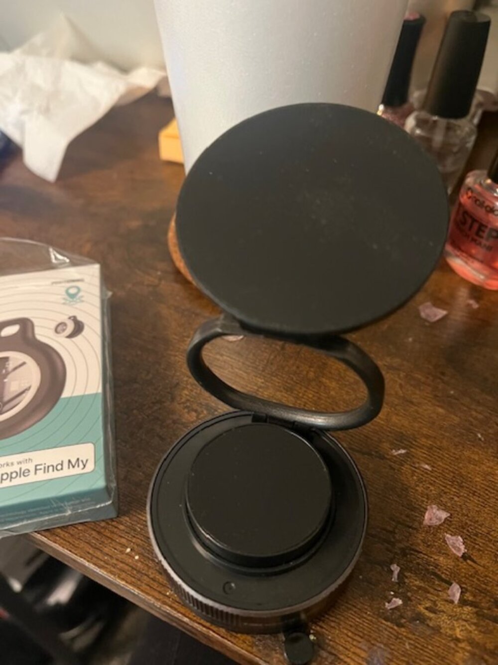 Black Suction Phone Mount - Picture 1 of 2